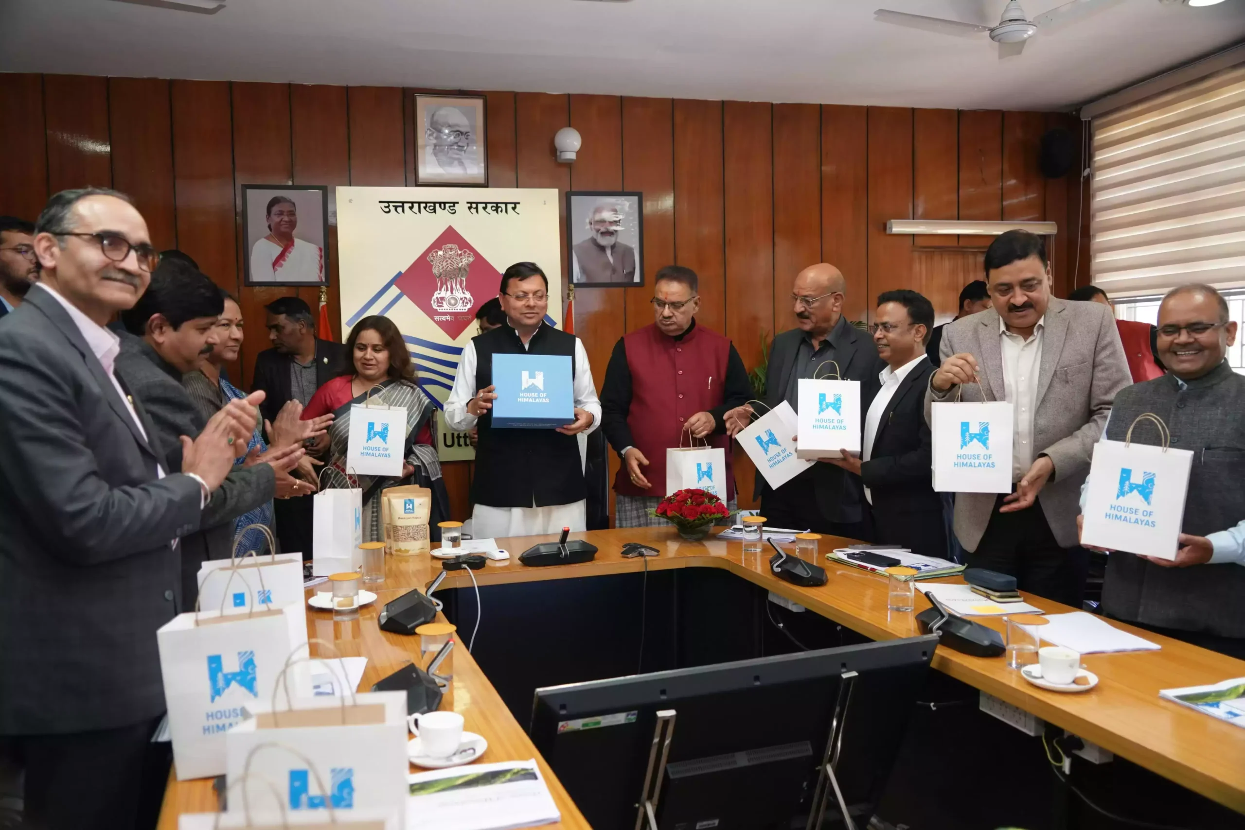 जल्द शुरु होगा “हाउस ऑफ़ हिमालयाज” ब्रांड, CM ने दिए ये निर्देश