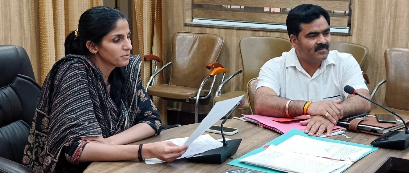 घर-घर सर्वे कराते हुए वोटर लिस्ट की कमियां देखने के निर्देश