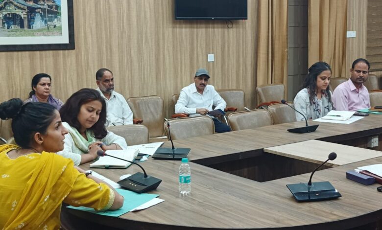 पेयजल समस्याओं को युद्धस्तर पर निस्तारण करने के निर्देश