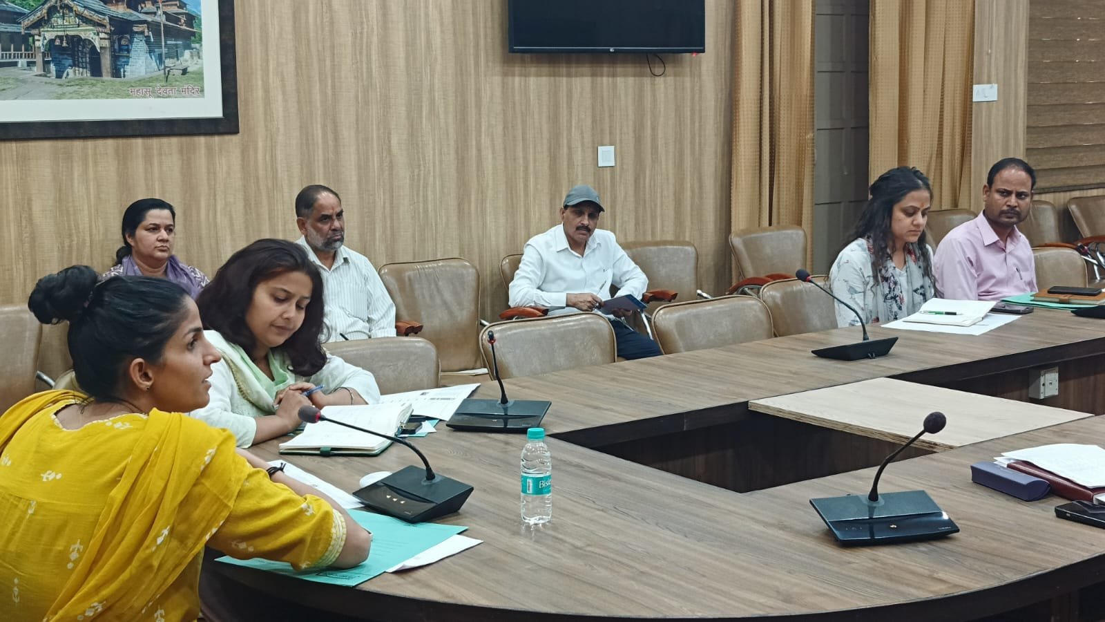 पेयजल समस्याओं को युद्धस्तर पर निस्तारण करने के निर्देश