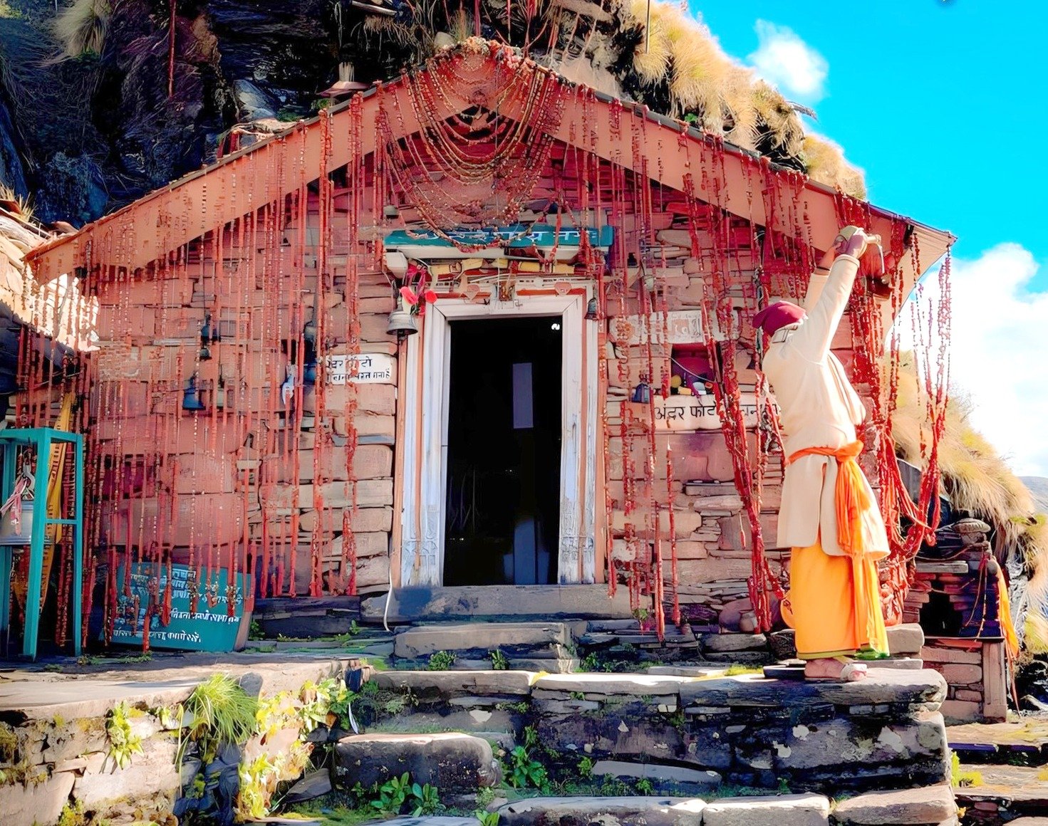 18 मई को खुलेंगे चतुर्थ केदार रुद्रनाथ महादेव मंदिर के कपाट