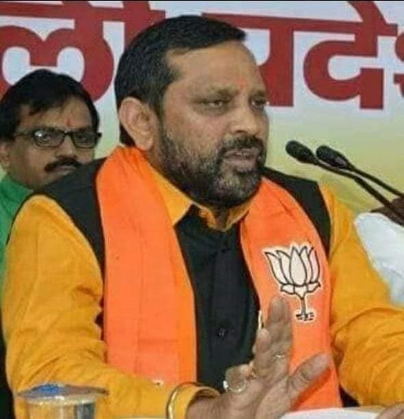 आरक्षण संविधान को कांग्रेस से खतरा : मकवाना