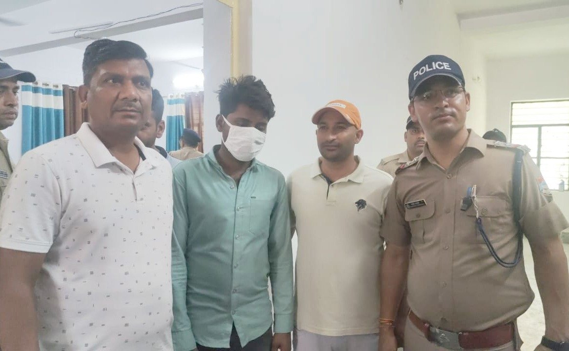 जिसके साथ रहा लिव इन में उसी को उतारा मौत के घाट