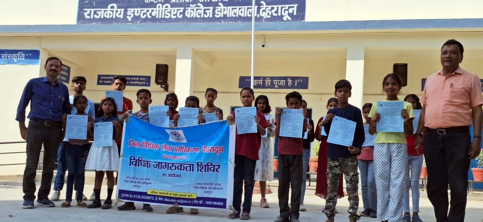 वॉलिंटियर्स के लिए लगाया गया समर कैंप