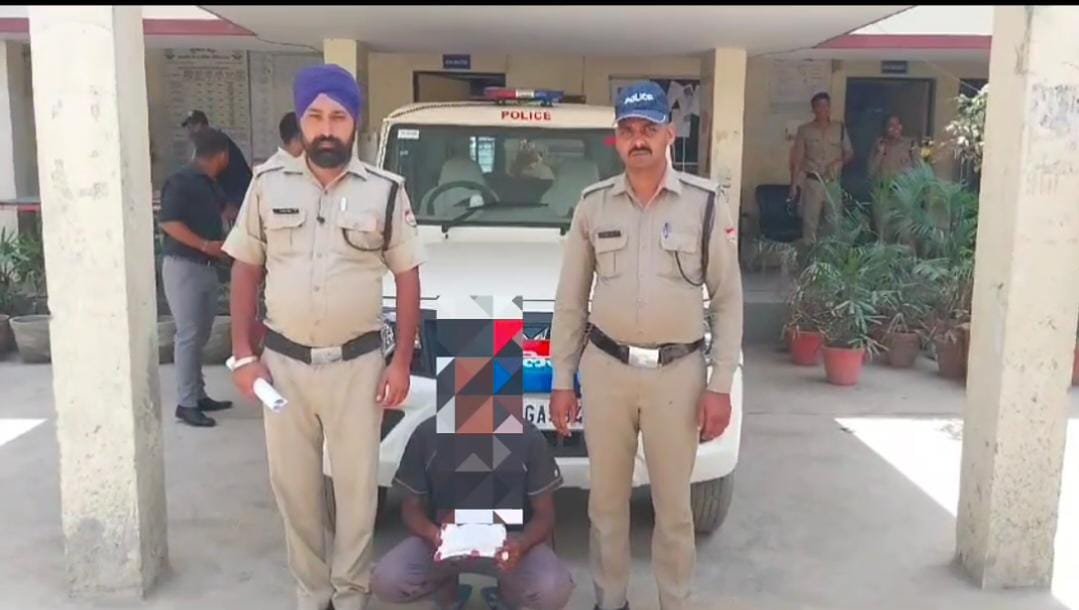 मोबाइल चोरी की घटना का खुलासा, एक अभियुक्त गिरफ्तार