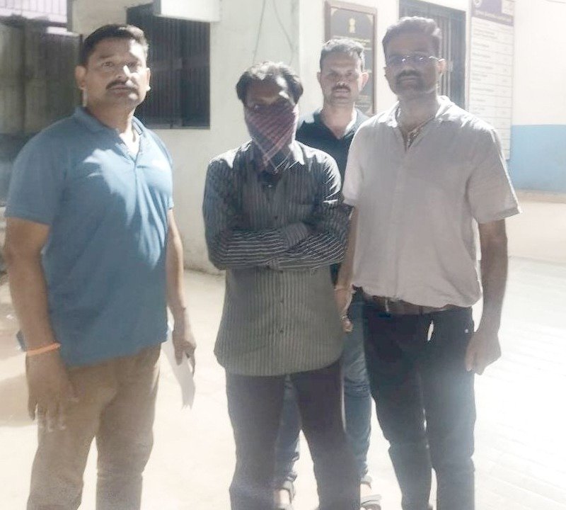 करोड़ों की धोखाधड़ी करने वाले गैंग का सदस्य गुजरात से गिरफ्तार