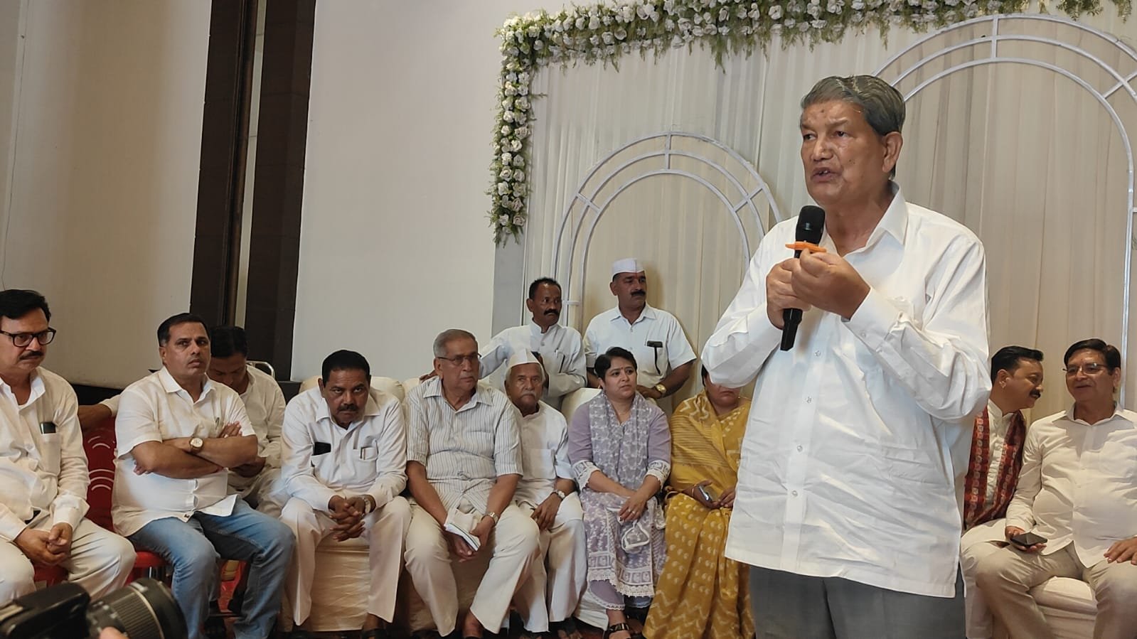 नामांकन के लिये जनसभा का आयोजन