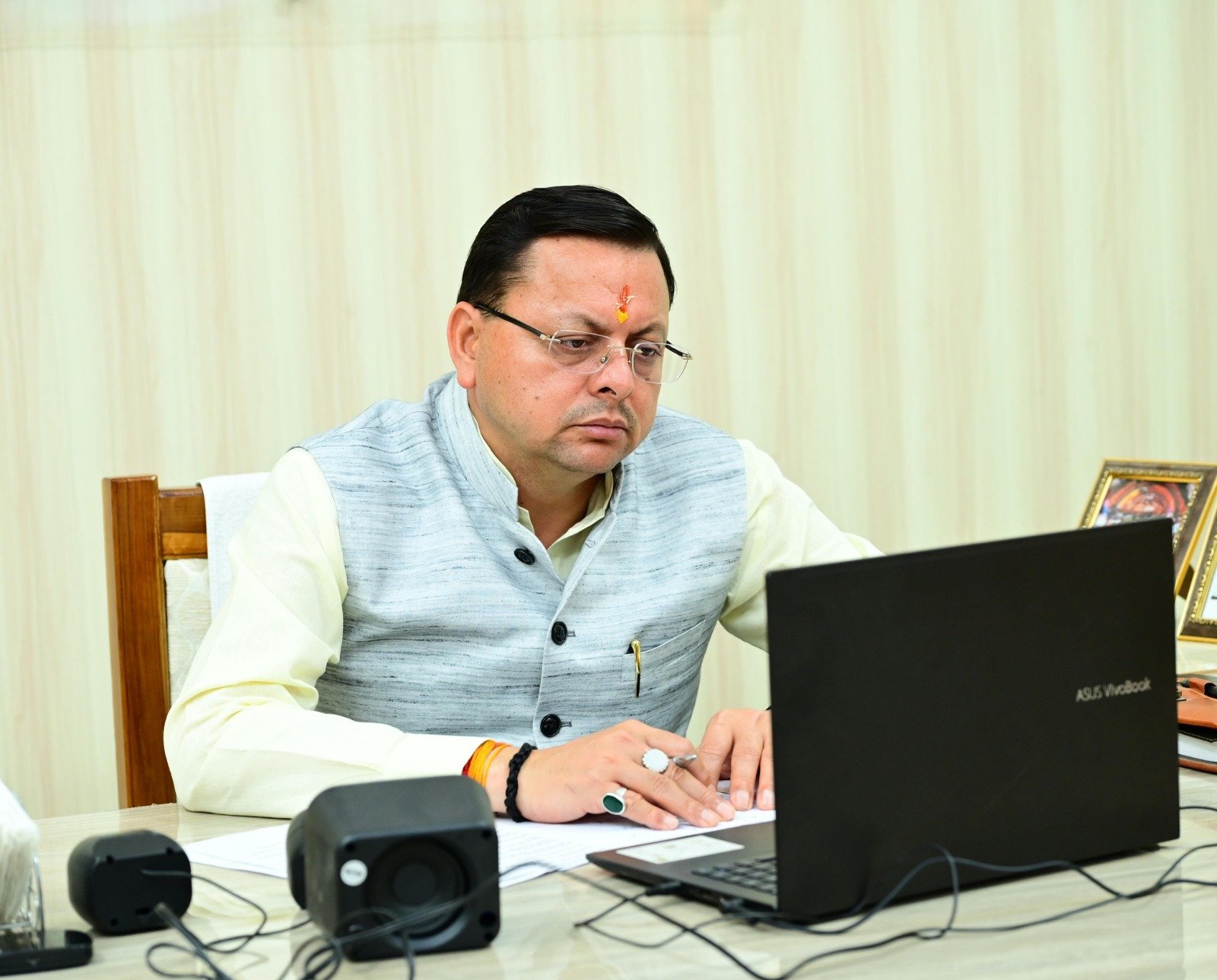 मुख्यमंत्री ने विभिन्न कार्यों के लिये प्रदान की स्वीकृति