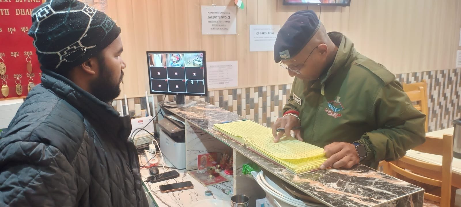 पुलिस ने चलाया सघन चेकिंग अभियान