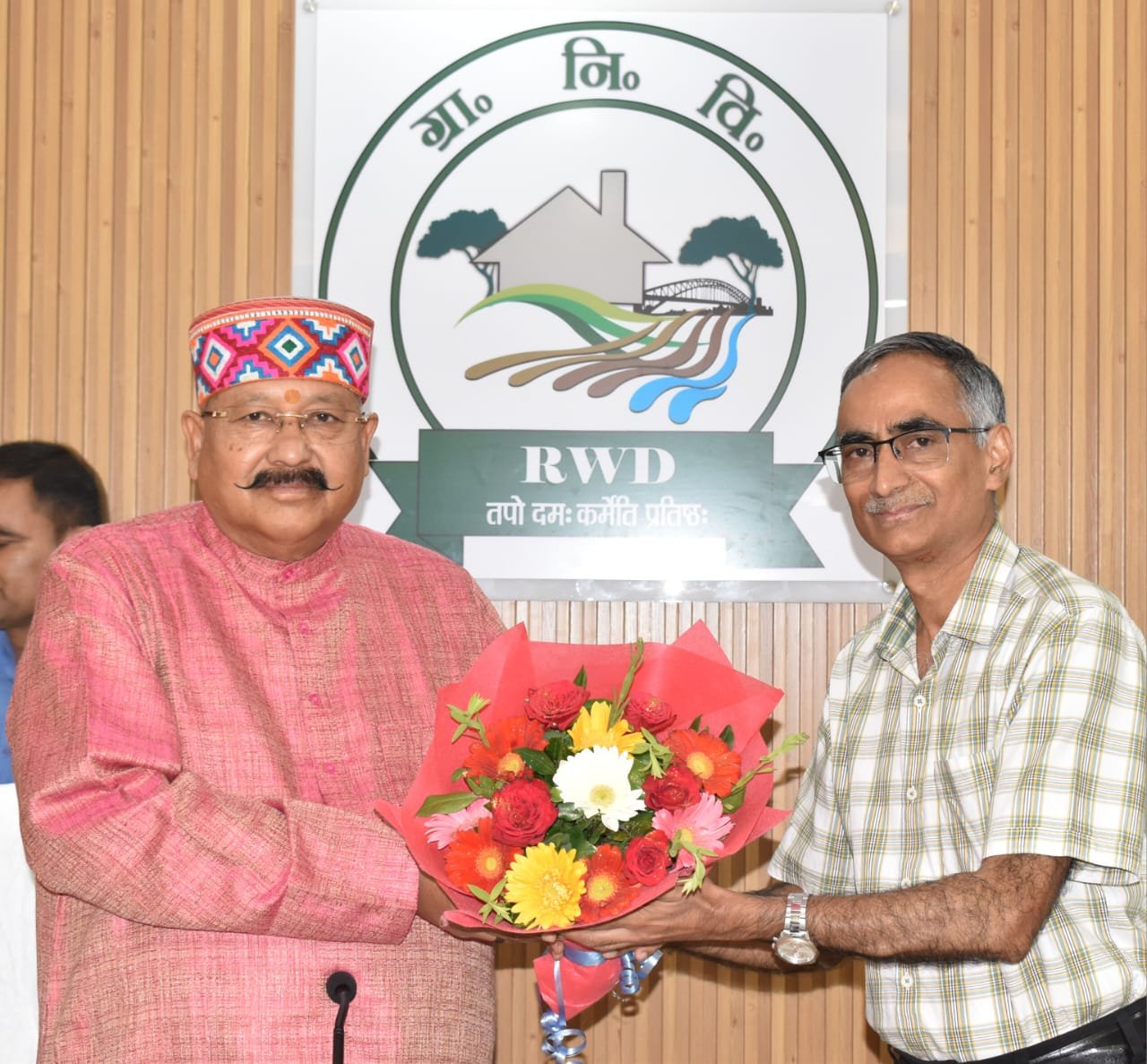 पलायन रोकने के लिए फ्यूचर विजन के साथ काम करें : महाराज