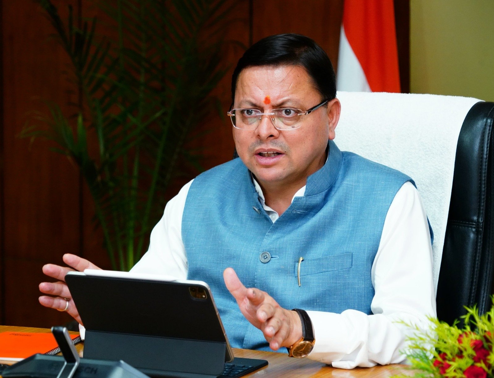 मुख्यमंत्री पुष्कर सिंह धामी के निर्देश पर ठोस कार्यक्रम को दिया जा रहा है फाइनल टच