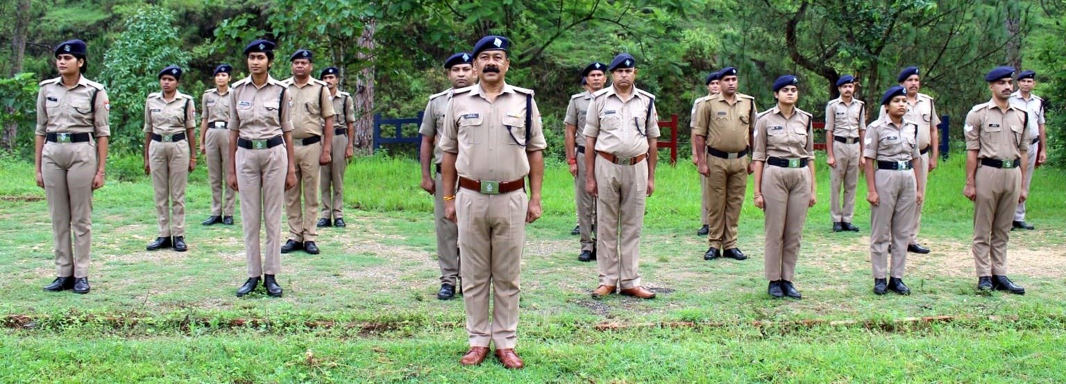 पुलिस लाईन में हुआ परेड का आयोजन