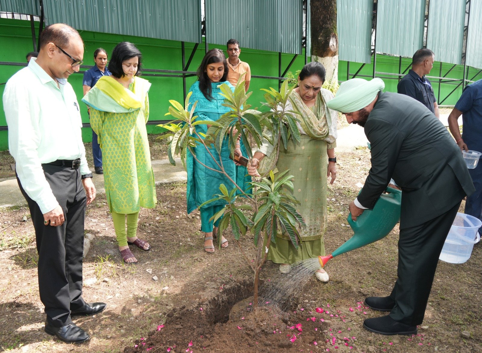 राजभवन में मनाया गया उत्तराखण्ड की लोक संस्कृति का पर्व ‘‘हरेला’’