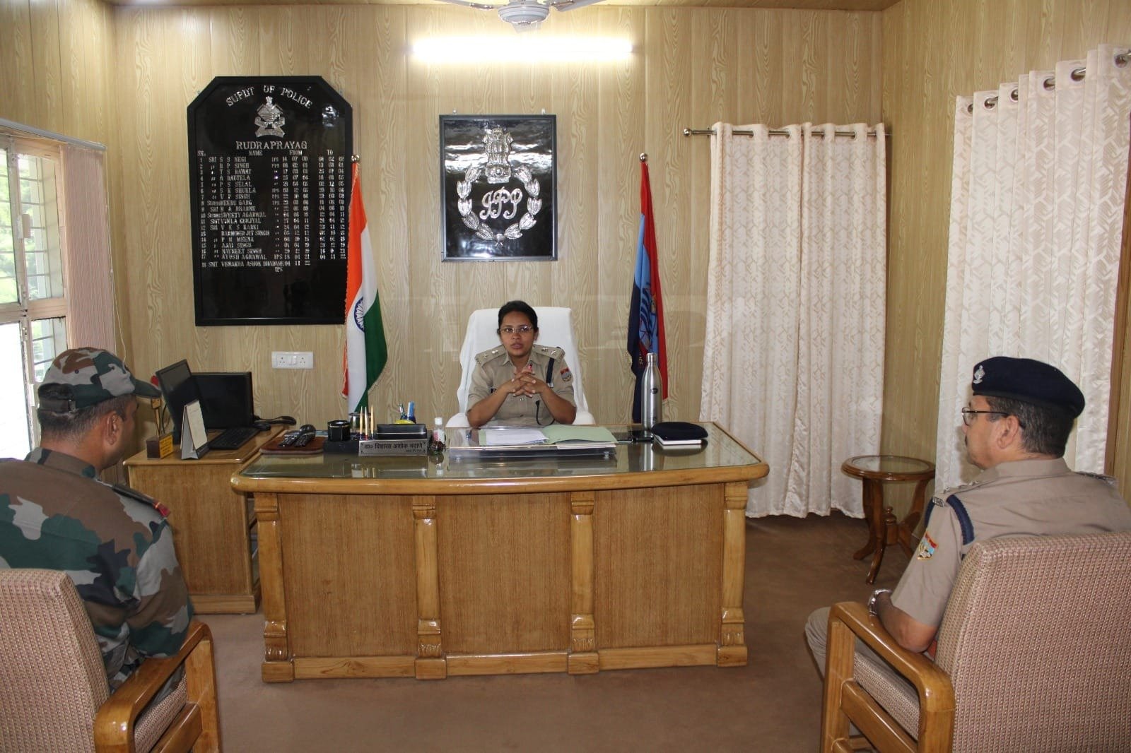 केन्द्रीय एजेन्सियों के प्रतिनिधियों के साथ बैठक आयोजित