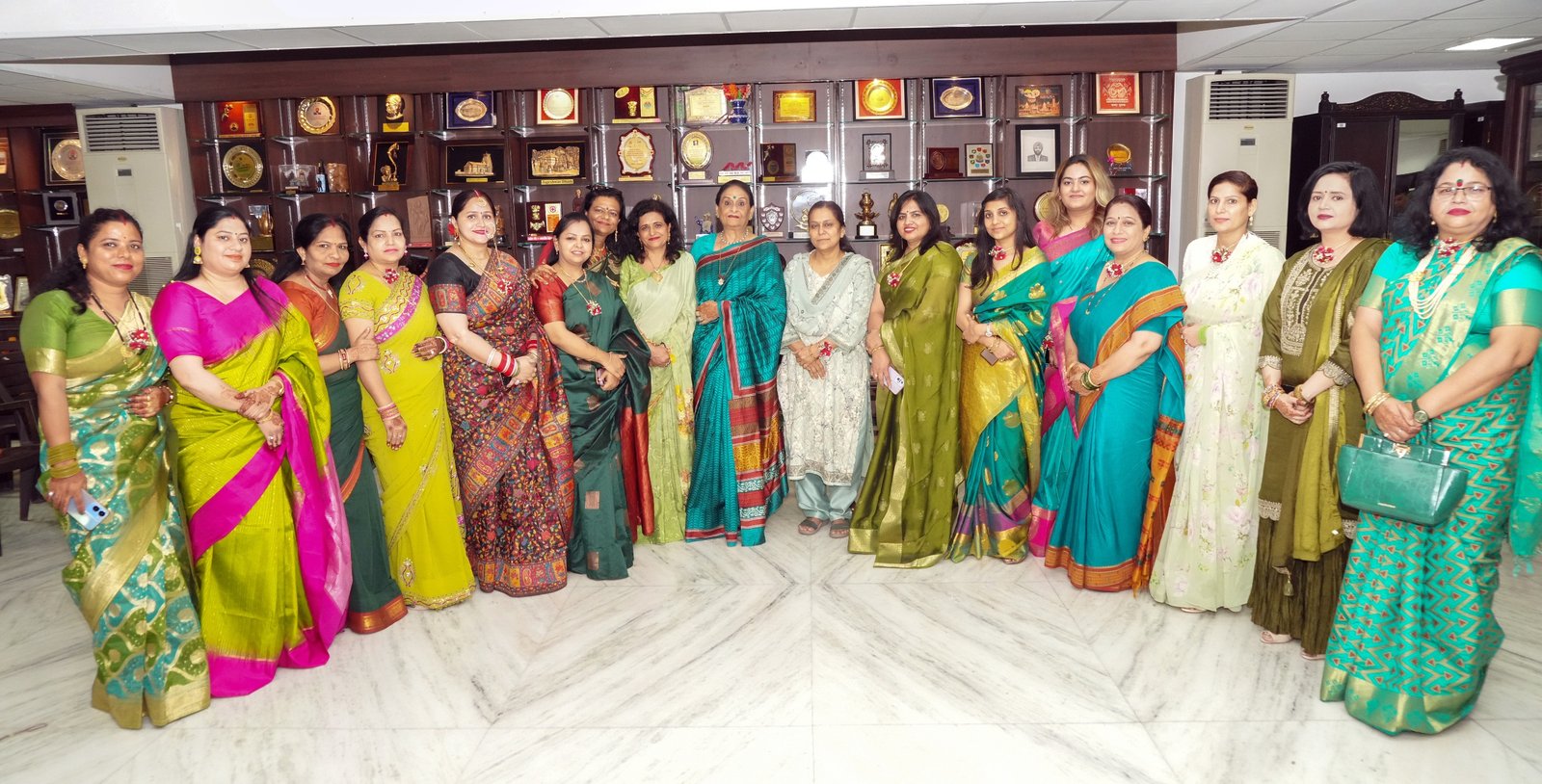 हरियाली तीज के अवसर पर राजभवन में आयोजित हुआ विशेष कार्यक्रम