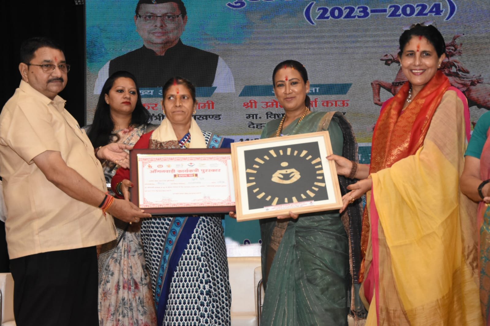 तीलू रौतेली और आंगनवाड़ी कार्यकत्री पुरूस्कार उत्कृष्ट कार्य करने के लिए करते हैं प्रेरित : रेखा आर्या