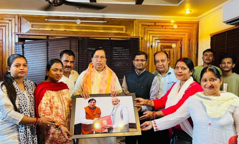 विभिन्न सामाजिक संगठनों ने किया राज्यसभा सांसद का अभिनंदन
