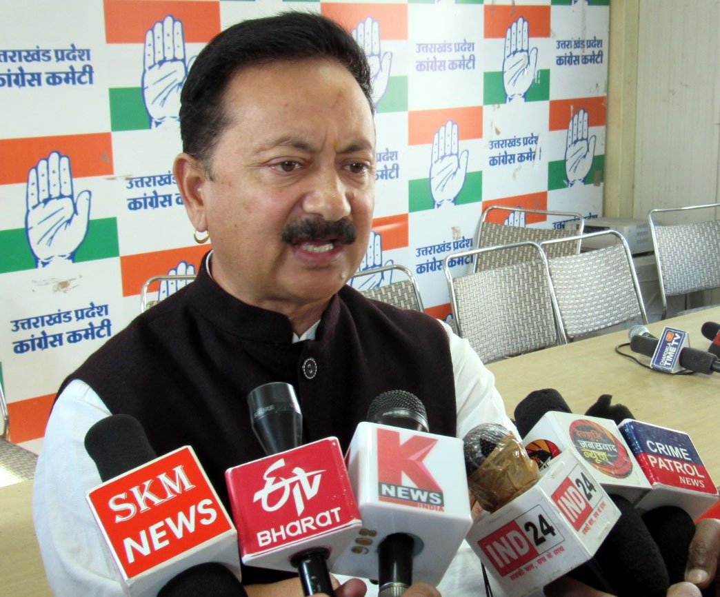 नाबालिग छात्रा से भाजपा मण्डल अध्यक्ष ने की छेडछाड़