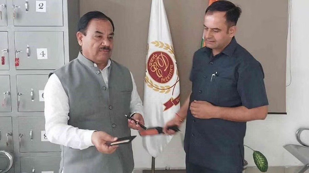 पूर्व मंत्री से क़ी ईडी ने पूछताछ