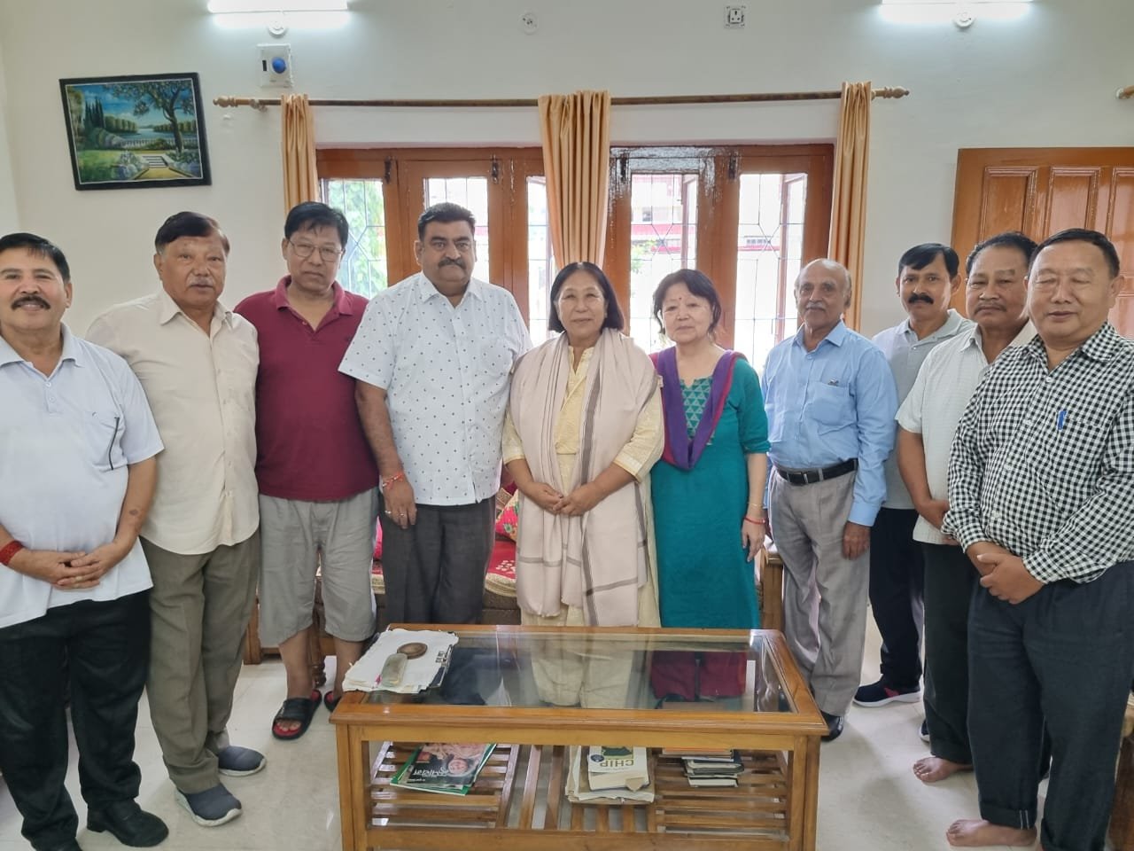 सेवानिवृत्ति शिक्षकों को किया सम्मानित