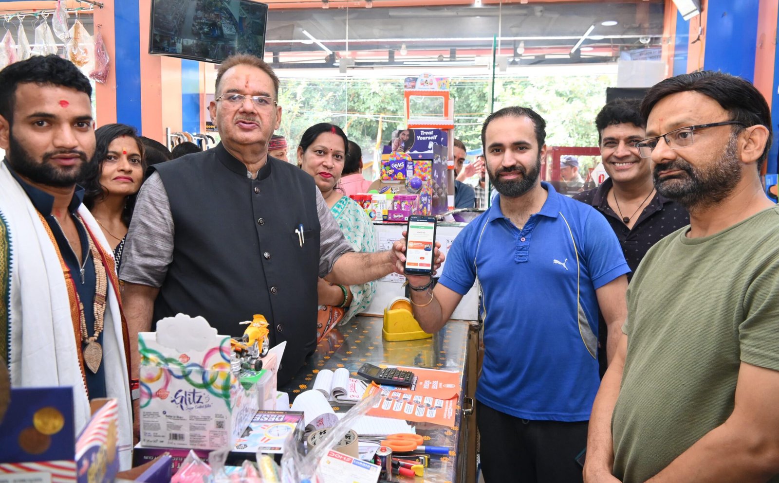 कैबिनेट मंत्री ने किया घर-घर जनसंपर्क कार्यक्रम में प्रतिभाग