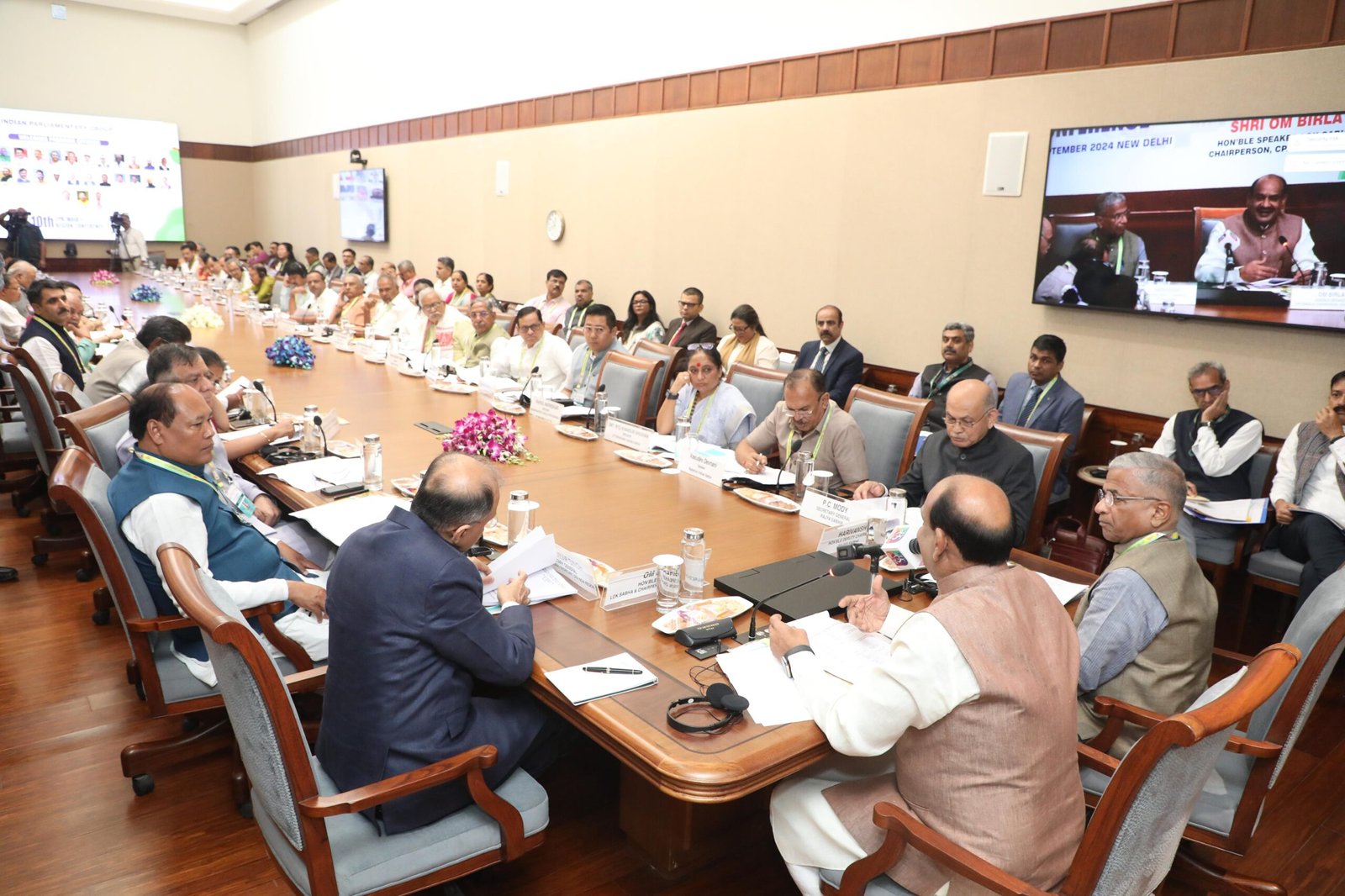 सरकार ने “आधी आबादी” के उत्थान के लिए कार्य किया : ऋतु खण्डूडी