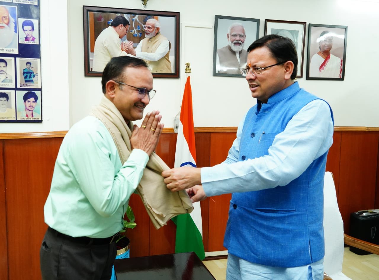 अपर सचिव मुख्यमंत्री मुकेश थपलियाल सेवानिवृत्त