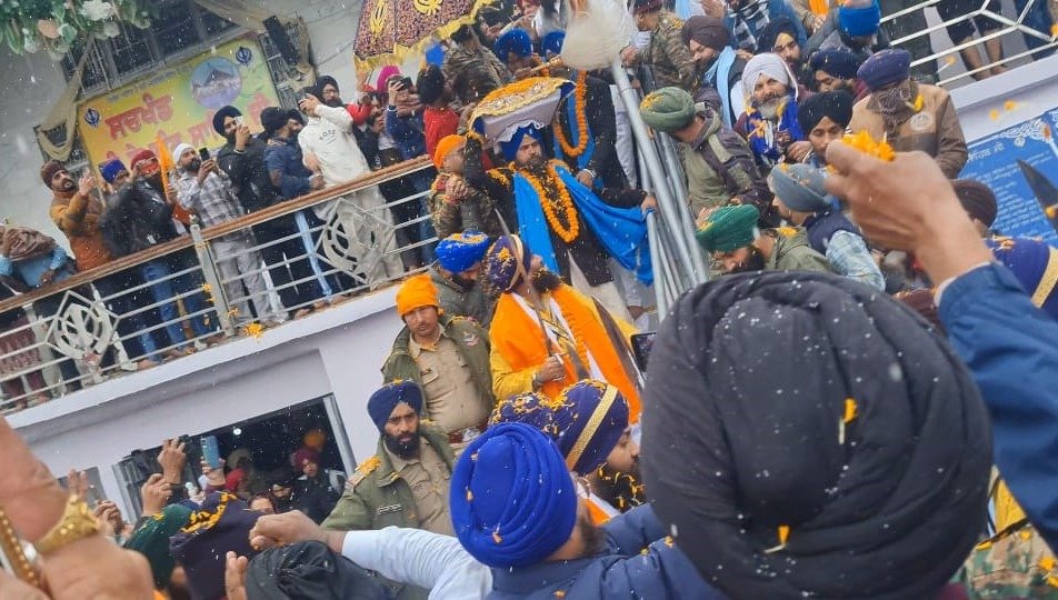 शीतकाल के लिए बंद हुये श्री हेमकुण्ड साहिब के कपाट