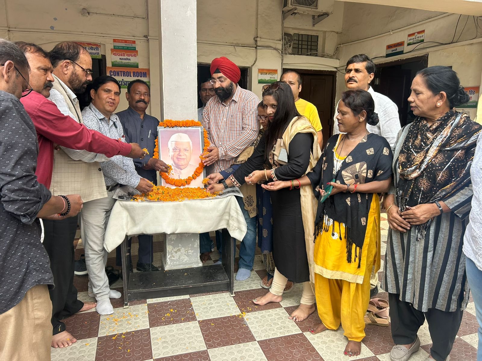 पंडित तिवारी की रही विकास की राजनीति : गोगी