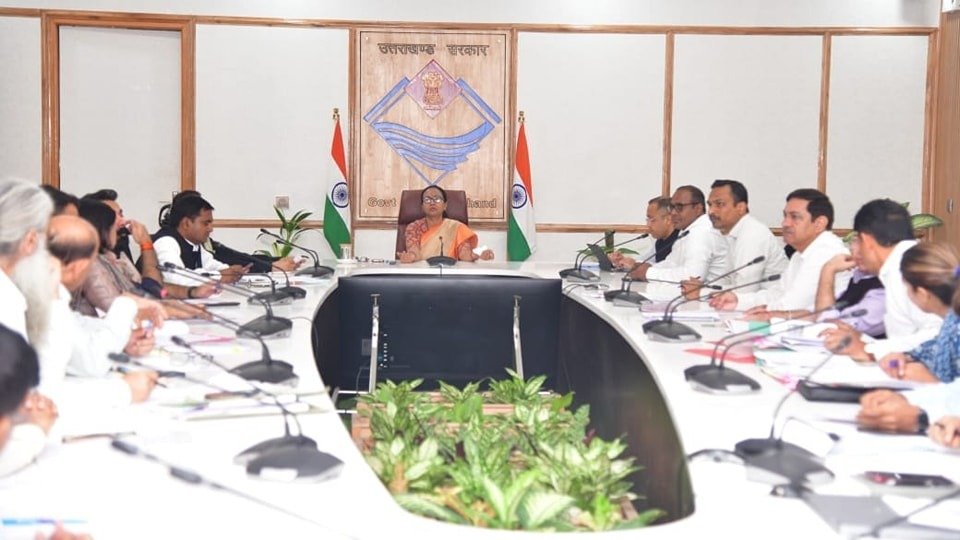 मिसिंग लिंक से पोषित विभिन्न योजनाओं की प्रगति की समीक्षा