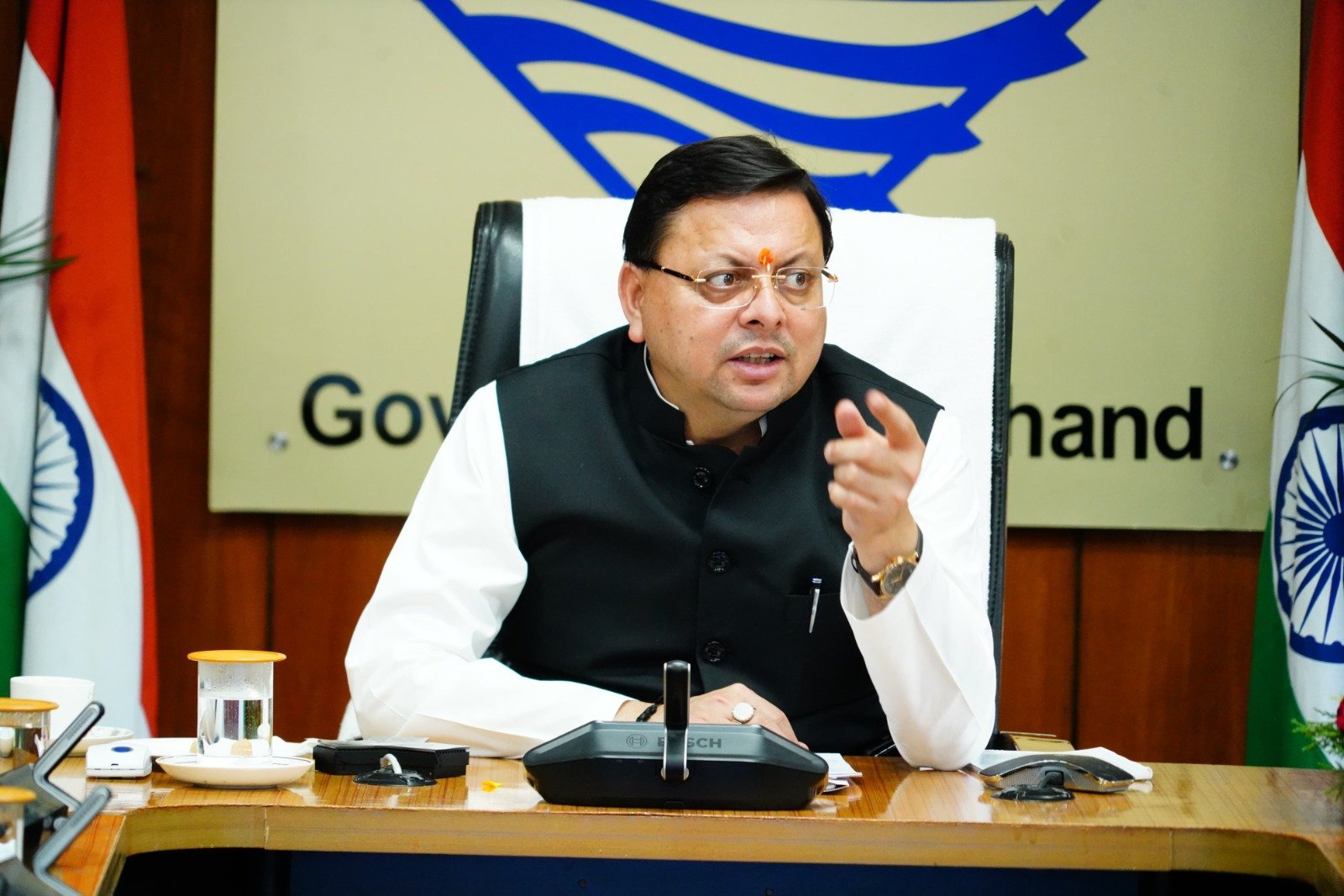 सीएम ने भी लोगों से स्थानीय उत्पादों को बढ़ावा देने की अपील की