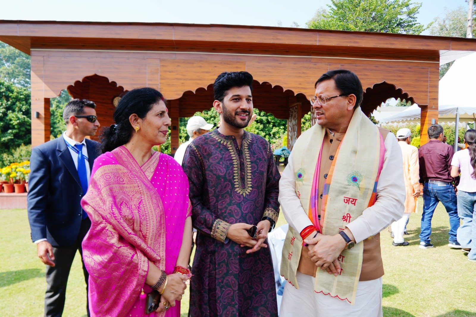 जनप्रतिनिधियों ने की सीएम से मुलाकात