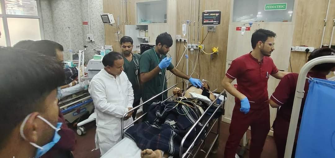 एम्स ऋषिकेश पहुंचे स्वास्थ्य मंत्री