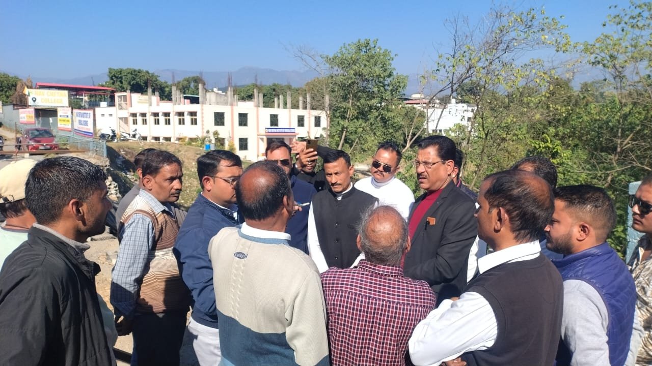 डाकरा पुल पर जनता का फूटा गुस्सा