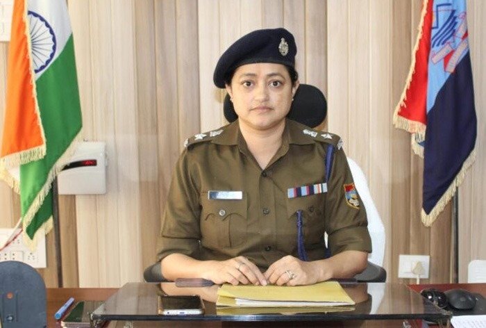 एसपी उत्तरकाशी ने किया सीमांत क्षेत्र हर्षिल का दौरा