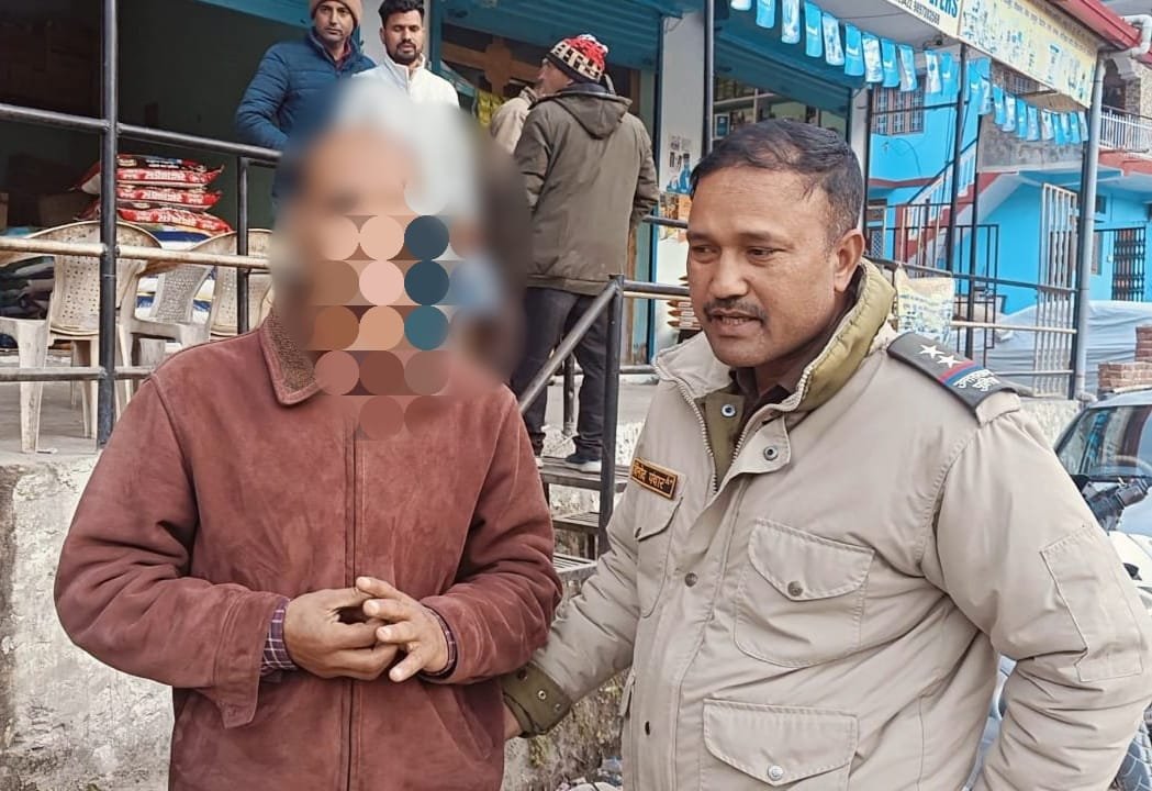 चोरी के प्रकरण में पुलिस ने किया एक और अभियुक्त को गिरफ्तार