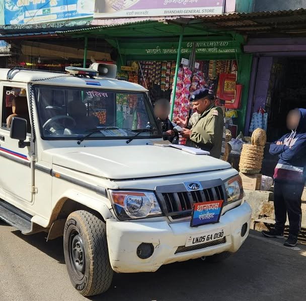 पुलिस ने अभिभावक का किया 25 हजार का चालान