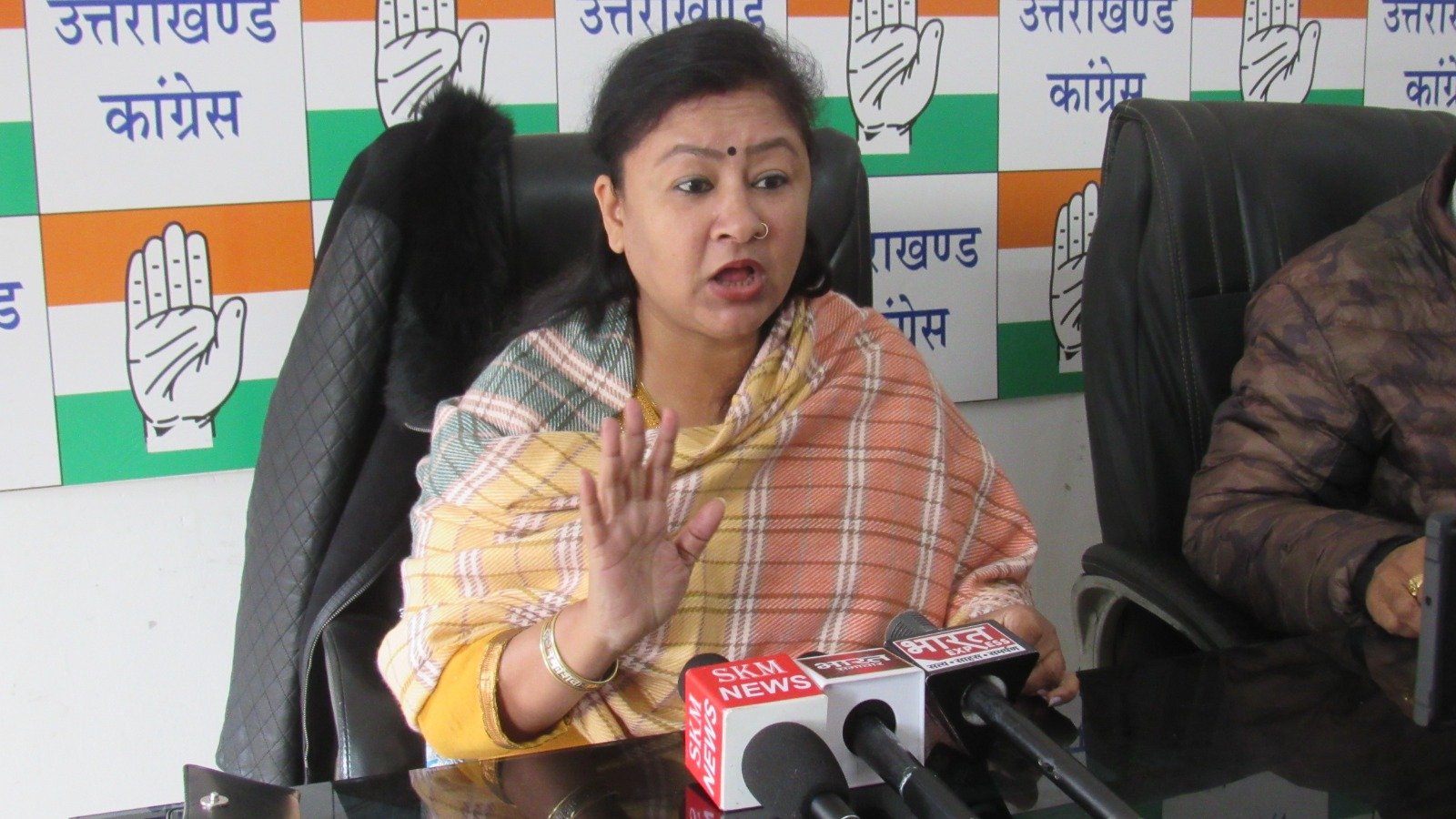 गुंडागर्दी पर उतर आए हैं भाजपा नेता के सुपुत्र : गरिमा मेहरा दसौनी