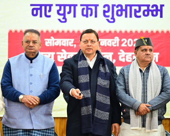 मुख्यमंत्री ने किया समान नागरिक संहिता की अधिसूचना का अनावरण