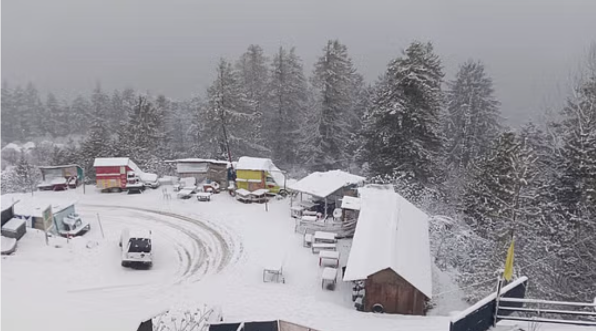 पहाड़ों में हल्की बारिश और बर्फबारी के आसार, मैदान में शुष्क रहेगा मौसम