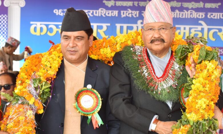 भारत-नेपाल के बीच हवाई सेवाओं का विस्तार जरूरी: महाराज भारत-नेपाल के बीच हवाई सेवाओं का विस्तार जरूरी: महाराज