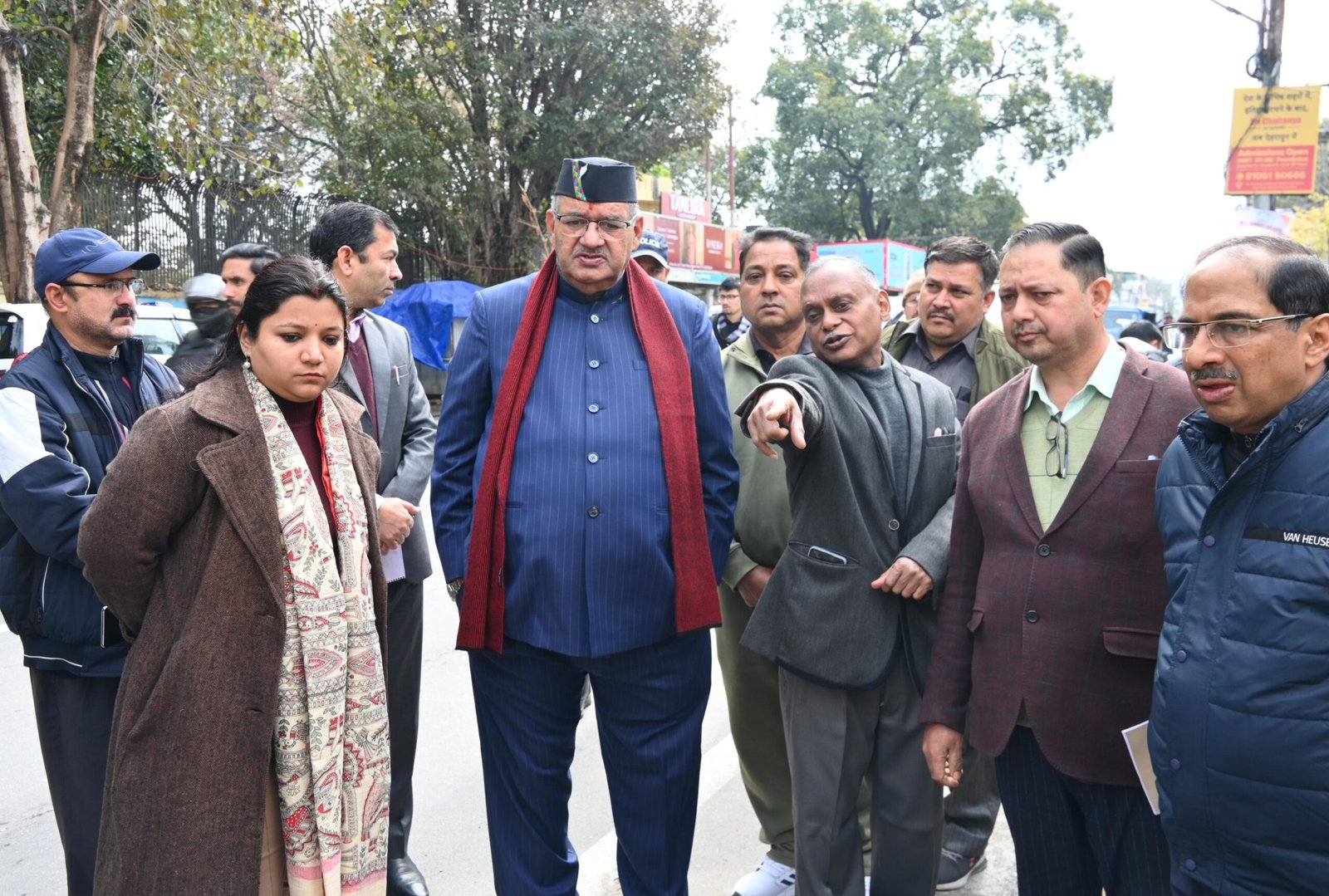 पानी की निकासी के लिए कैबिनेट मंत्री गणेश जोशी मैदान में