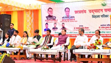 मुख्यमंत्री पुष्कर सिंह धामी ने हेमवती नंदन बहुगुणा गढ़वाल केंद्रीय विश्वविद्यालय में आयोजित छात्रसंघ शुभारंभ समारोह में किया प्रतिभाग। राज्य सरकार विश्वविद्यालयों के विकास के लिए पूर्ण रूप से प्रतिबद्ध है
