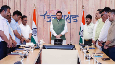 पहलगाम आतंकी हमले में मारे गए पर्यटकों को दी गई श्रद्धांजलि, दो मिनट का रखा गया मौन