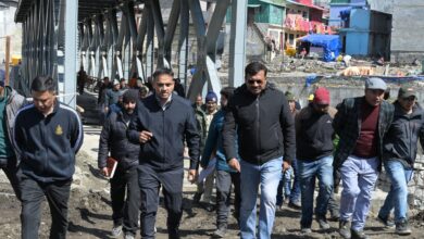 मुख्य सचिव ने केदारनाथ यात्रा व्यवस्थाओं का लिया जायजा, पुनर्निर्माण कार्यों और यात्रियों की सुविधाओं का किया निरीक्षण