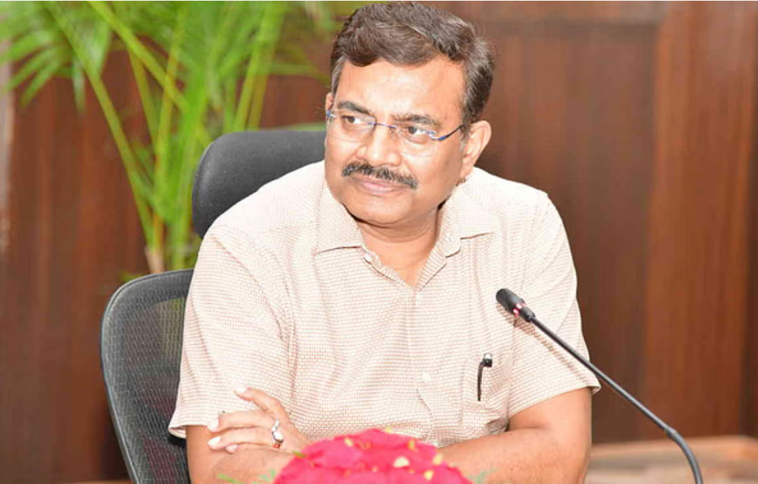  एक मई से सभी विभागों में बायोमीट्रिक हाजिरी अनिवार्य होगी, ये बनेगा प्रमोशन के समय आधार