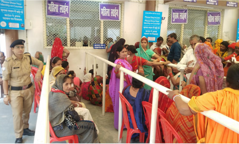 पहले दिन 10419 ने कराया ऑफलाइन पंजीकरण, हरिद्वार-ऋषिकेश समेत चार जगह लगे 65 काउंटर पहले दिन 10419 ने कराया ऑफलाइन पंजीकरण, हरिद्वार-ऋषिकेश समेत चार जगह लगे 65 काउंटर