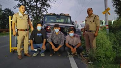 शराब पीकर वाहन चलाने तथा हुड़दंग मचाने वालो को दून पुलिस ने सिखाया कानून का सबक।