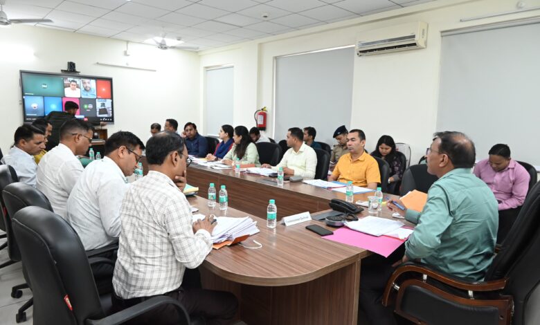 अपर आयुक्त की अध्यक्षता में हुई लैंड फ्रॉड समन्वय समिति की बैठक अपर आयुक्त की अध्यक्षता में हुई लैंड फ्रॉड समन्वय समिति की बैठक