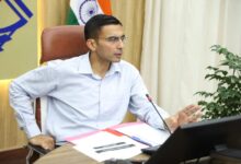 डीएम के निर्देश, पेयजल शिकायतों का डे-टू-डे निस्तारण रखें जारी